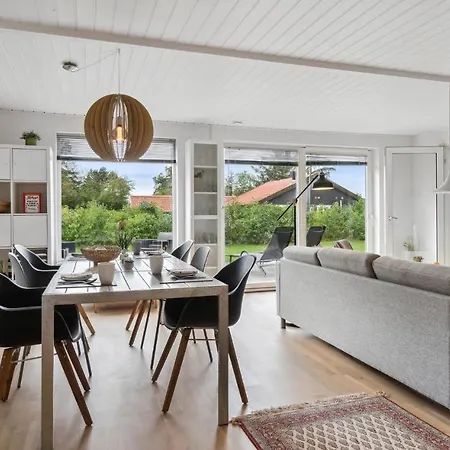 Amazing In With Kitchen Prázdninový dům Højslev